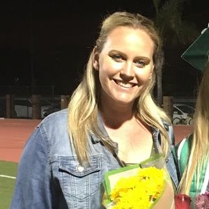 Meet your Posher, Holly